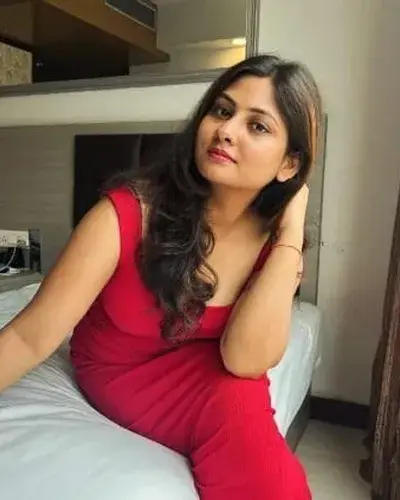 Escort Service In Amboli